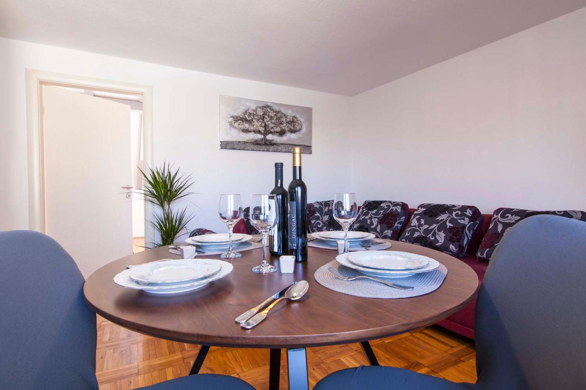 Apartment City Vibe, Great Location! Šibenik Buitenkant foto
